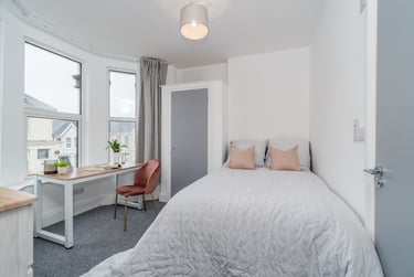 6 bed house, Derry Avenue, City Centre, Plymouth, PL46BH - Image 2